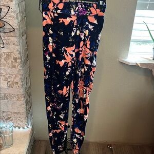 POP Fit Coral and Navy Leggings